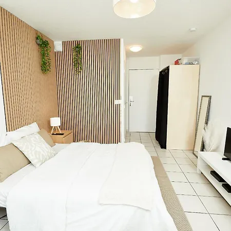 Le Chic Urbain - Hopitaux Facultes - Chateau D'o - Free Parking Apartment *